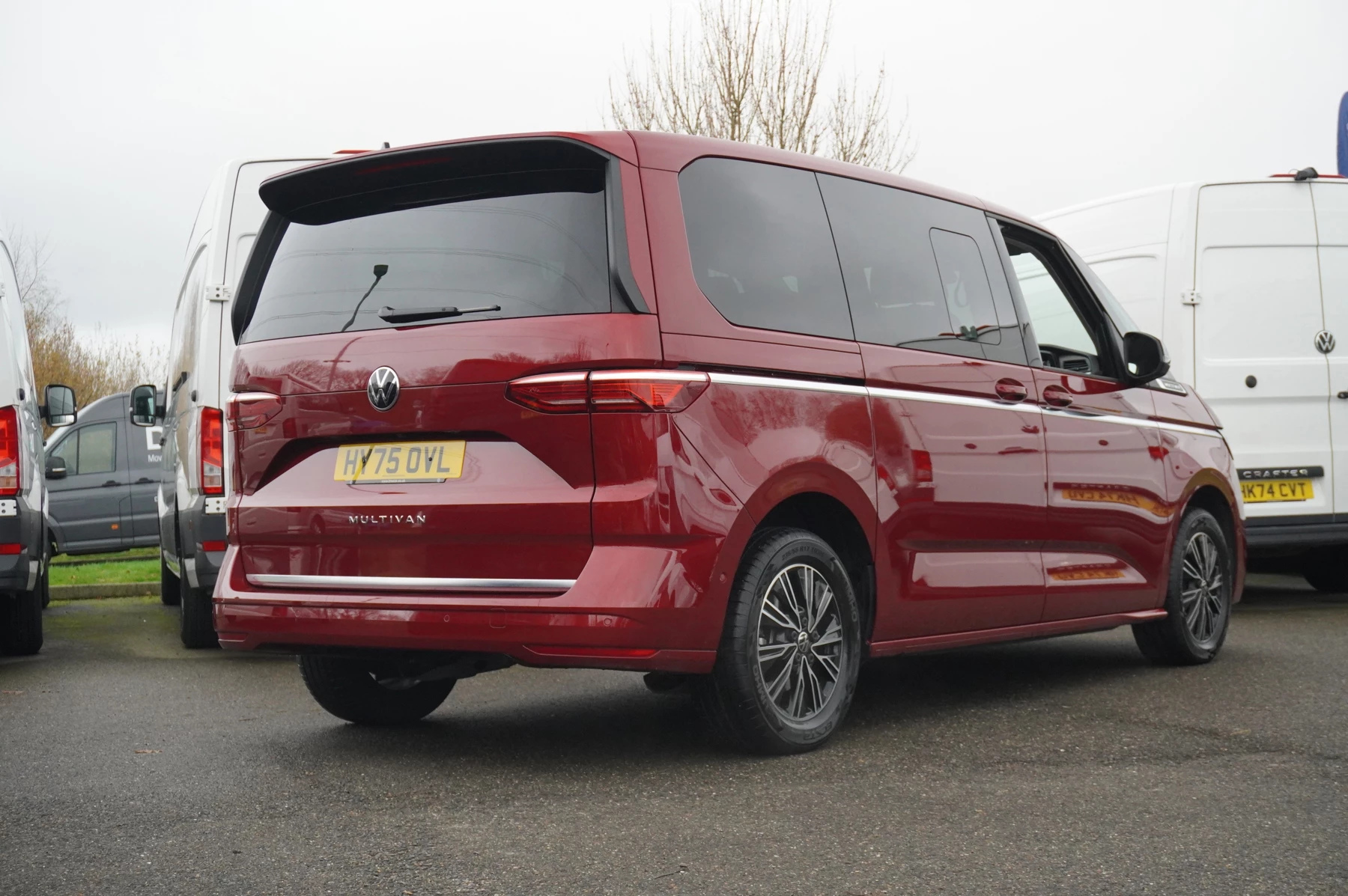 Volkswagen-Multivan-image-14