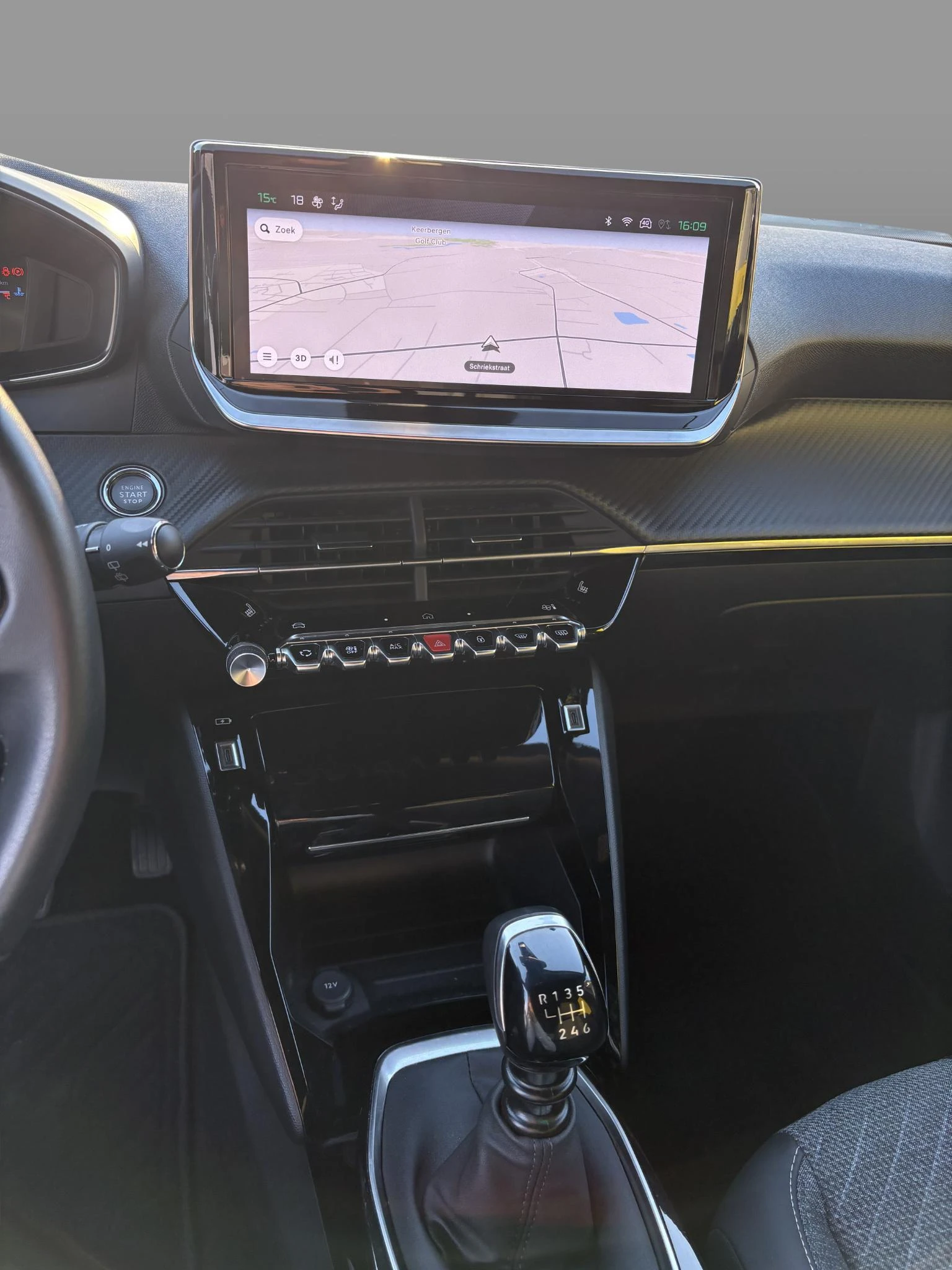 Peugeot-2008-image-15