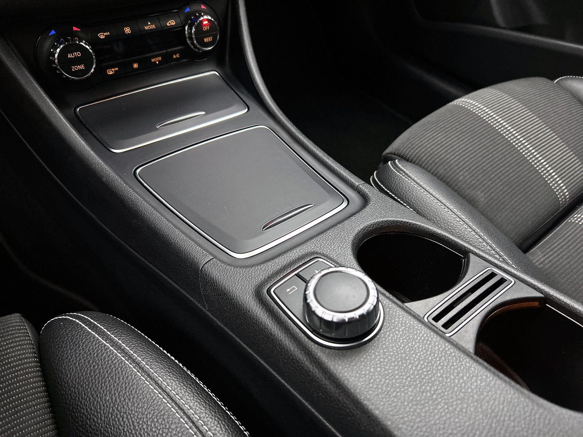 Mercedes-Benz-CLA-image-29
