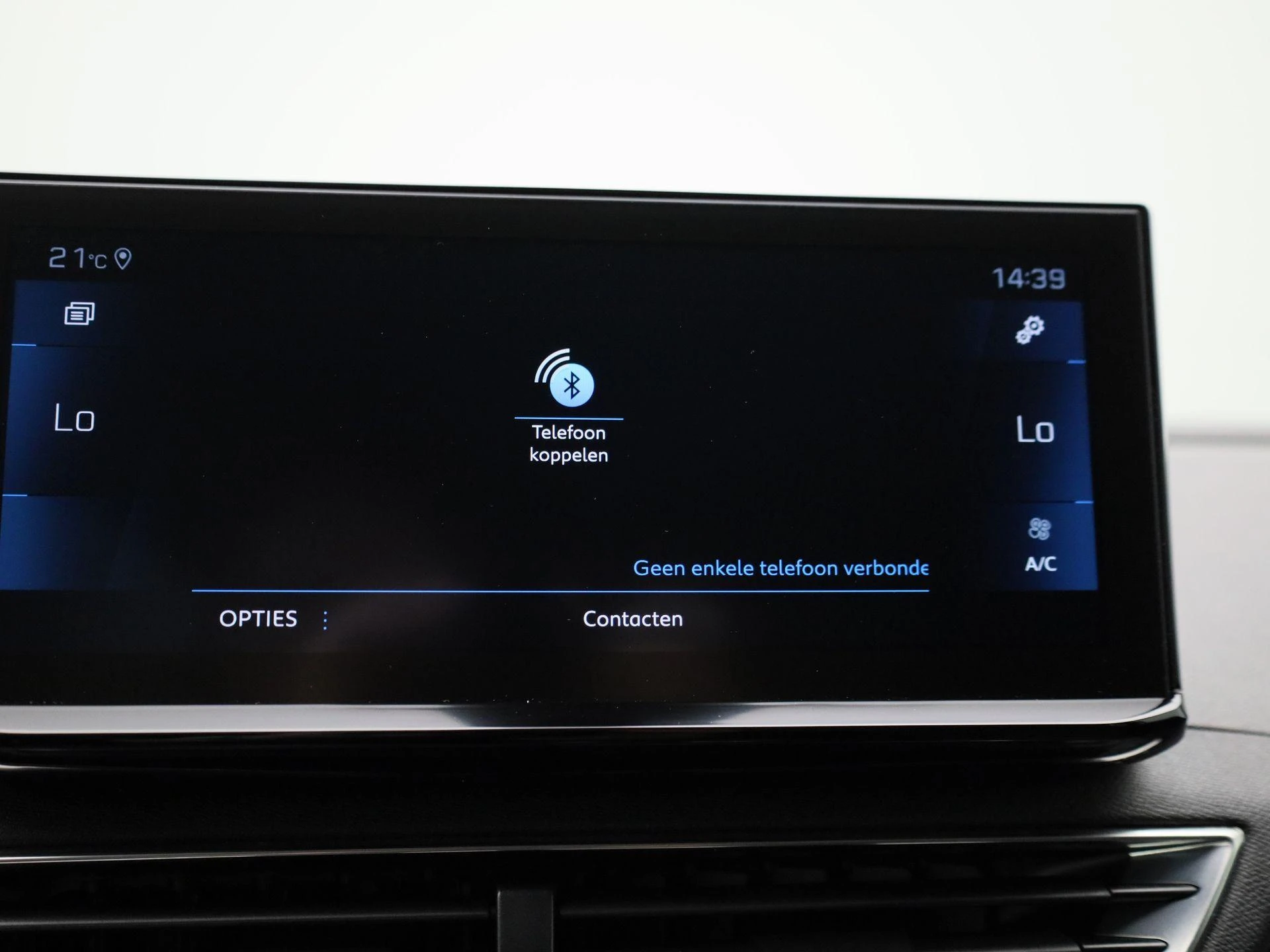 Peugeot-3008-image-25