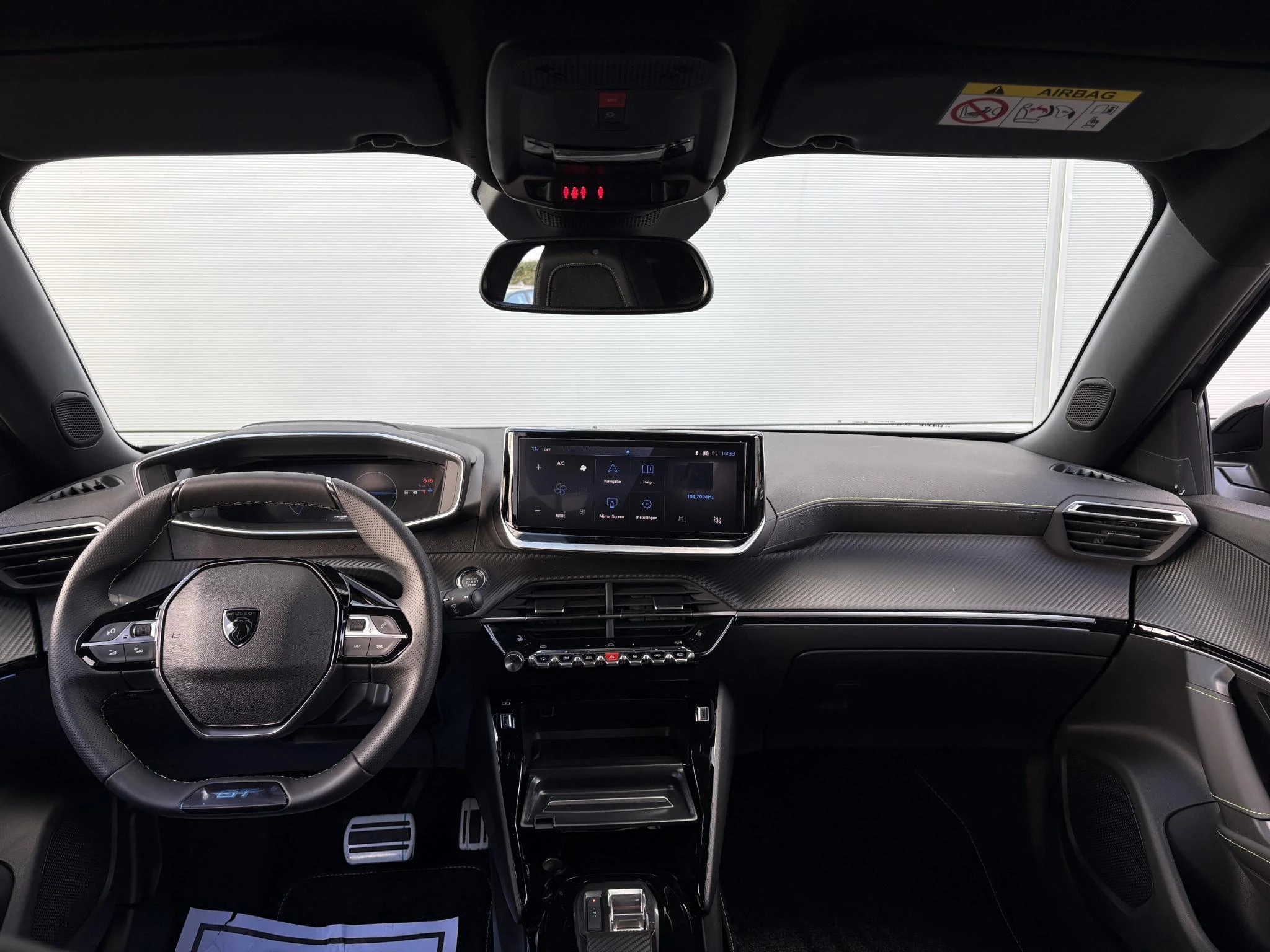 Peugeot-2008-image-18