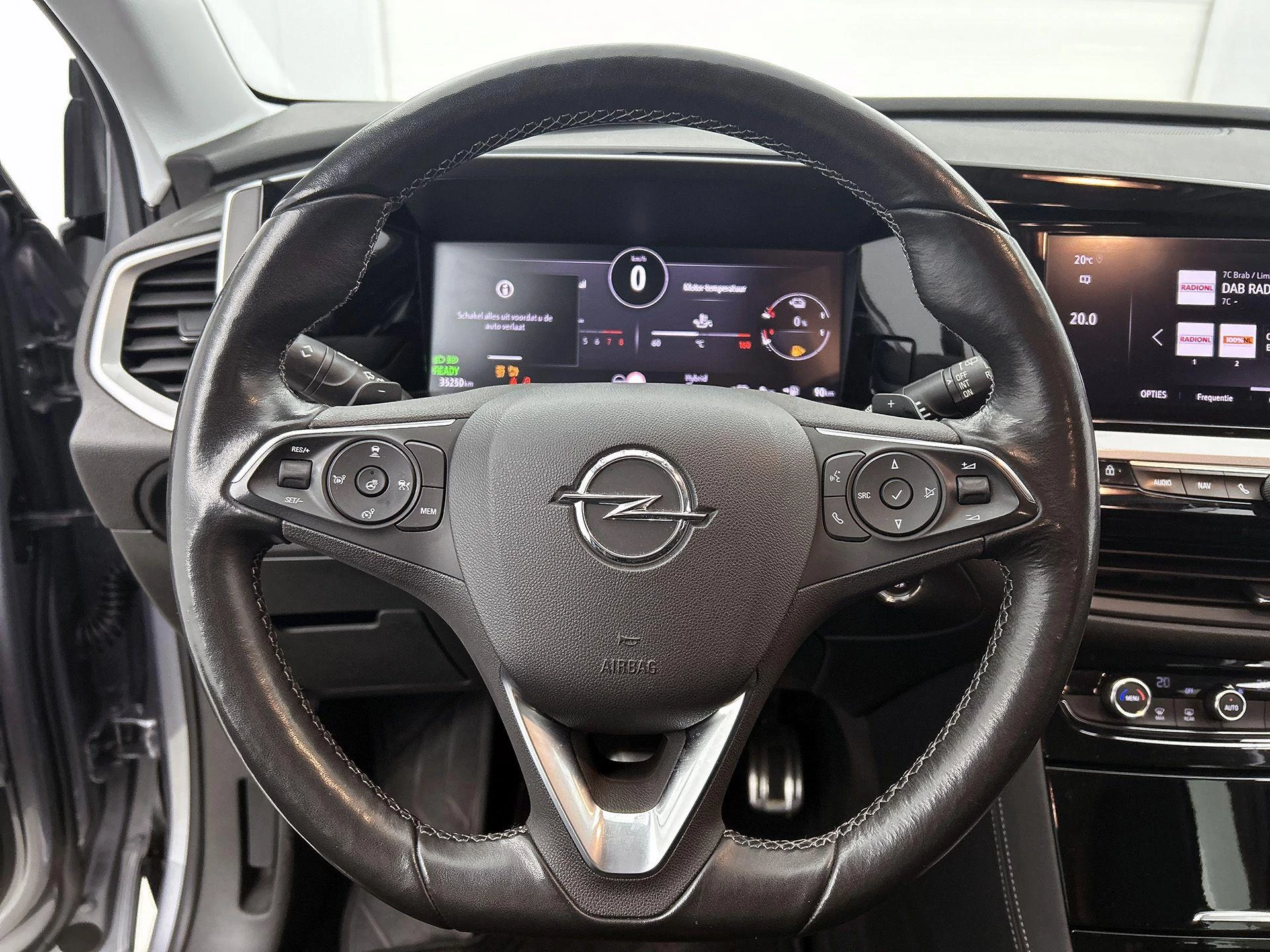Opel Grandland 1.6 Turbo Plug-In Hybrid Level 4