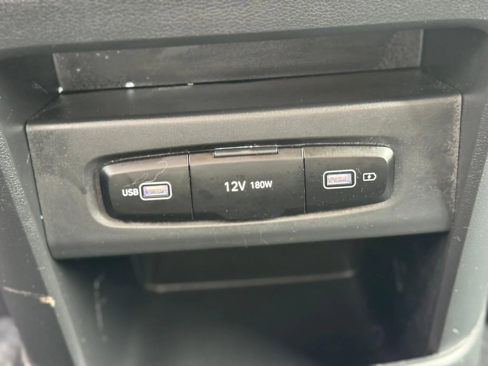 Hyundai Staria 2.2 CRDi 6ST 8AT Techno