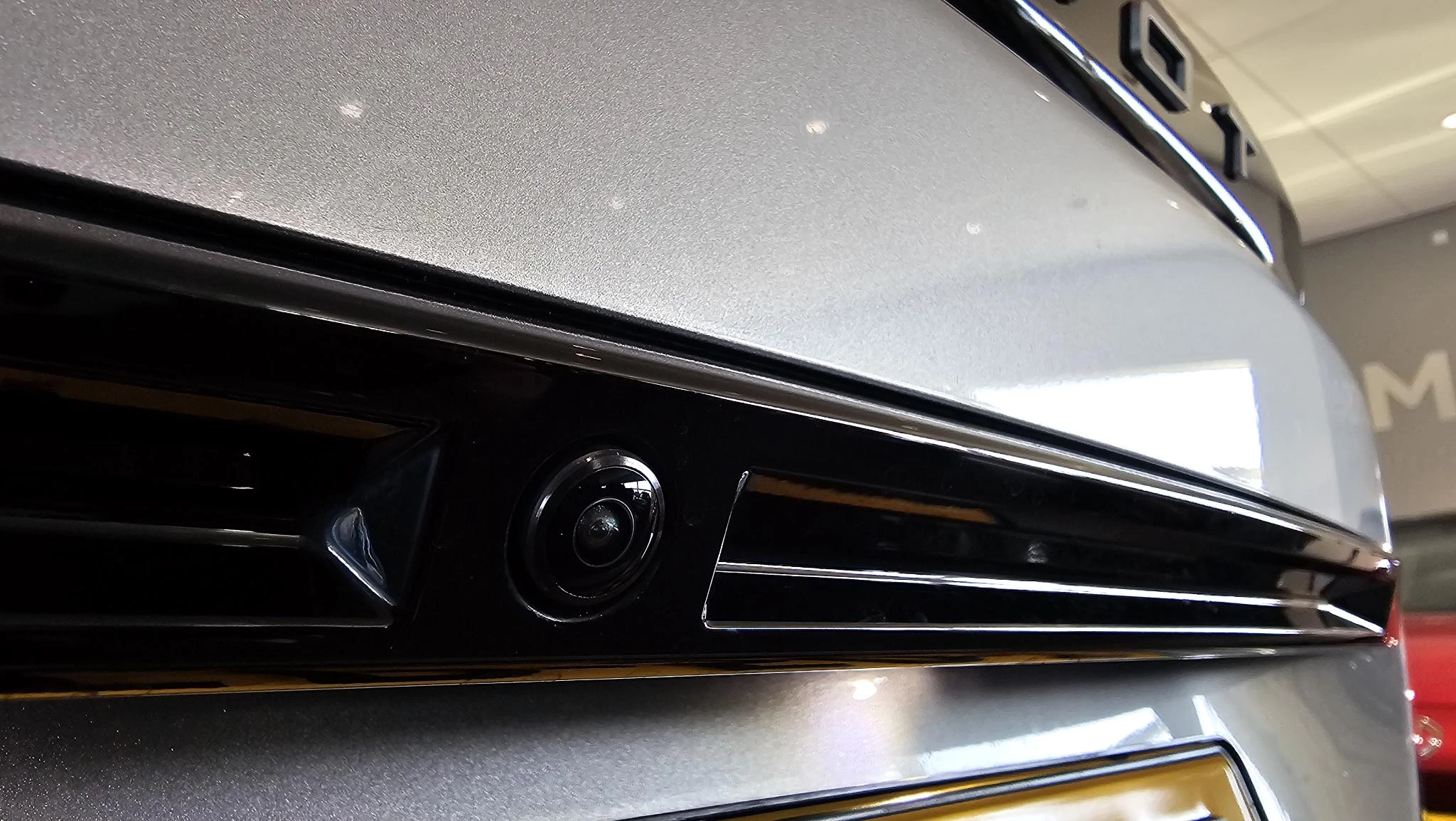 Peugeot e-2008 EV GT Avantage 54 kWh