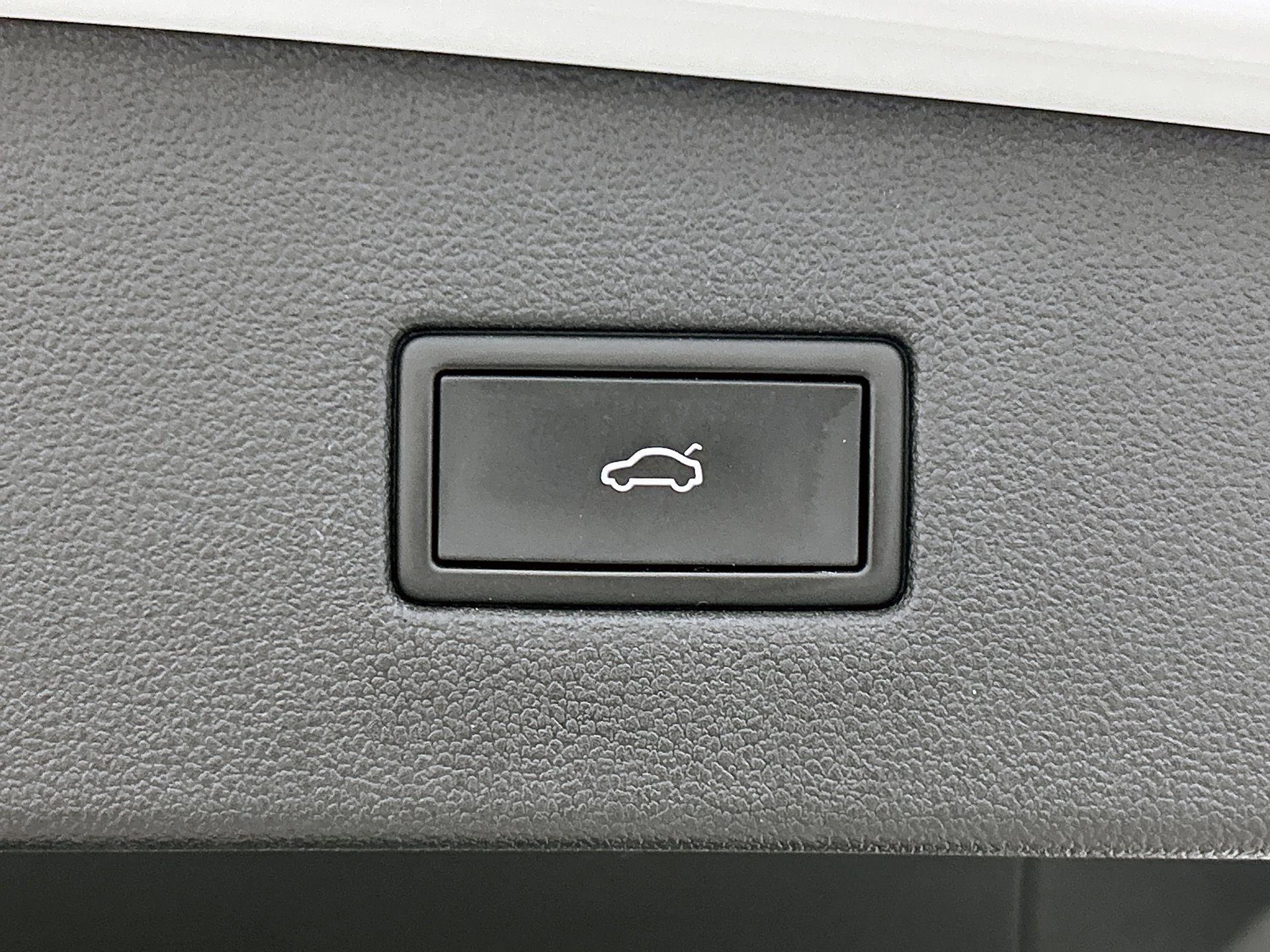 Volkswagen-Tiguan Allspace-image-24