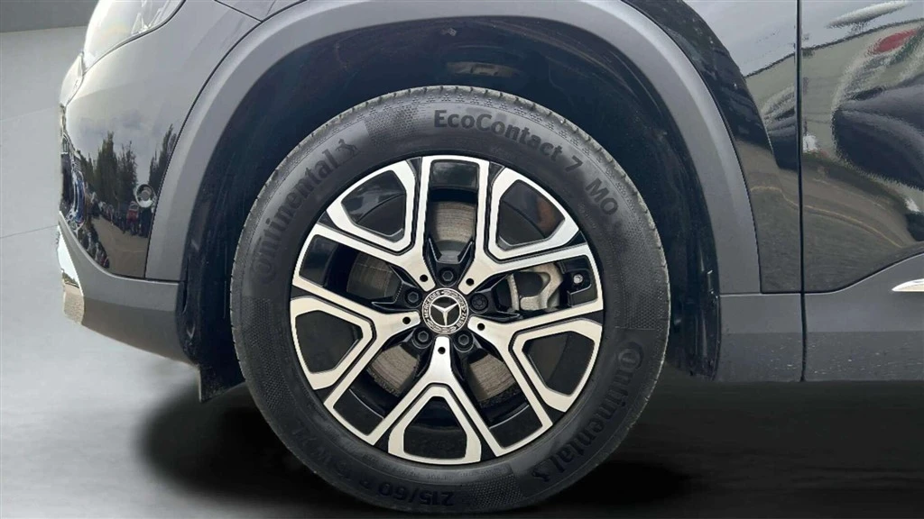 Mercedes-Benz-GLB-image-8