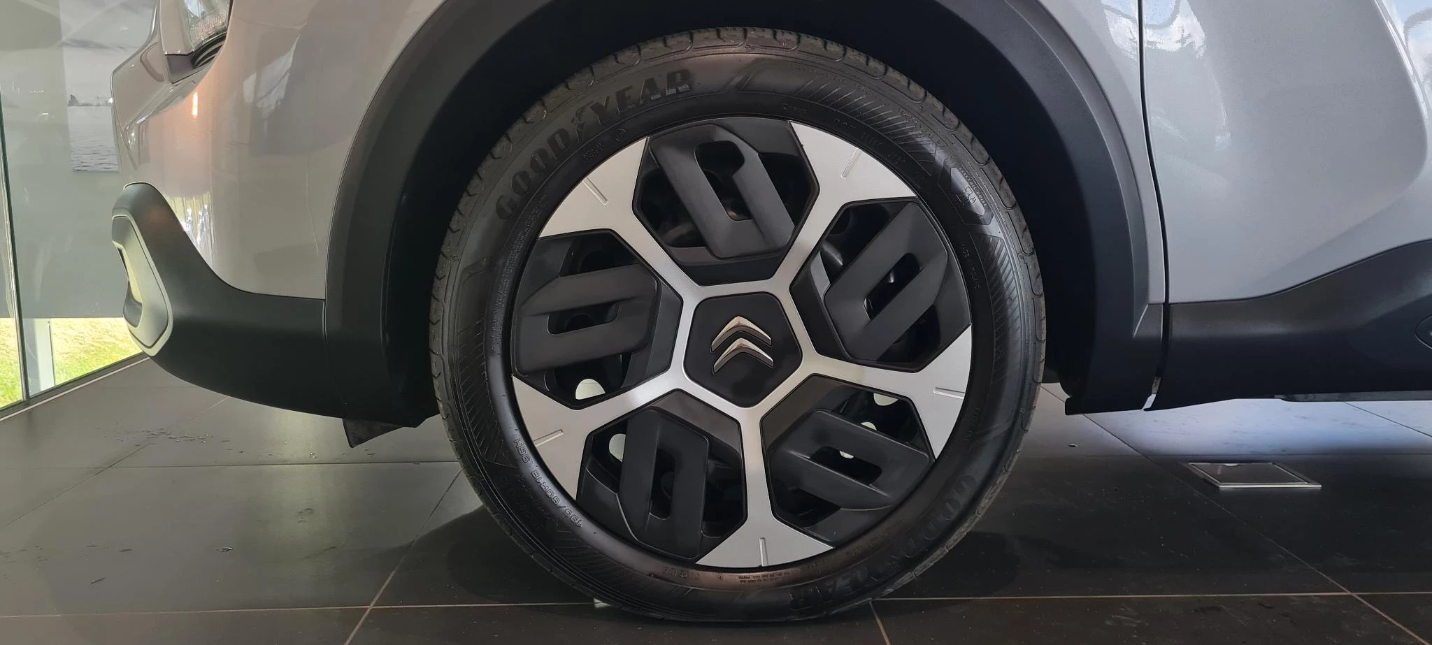 Citroën-C4 X-image-24