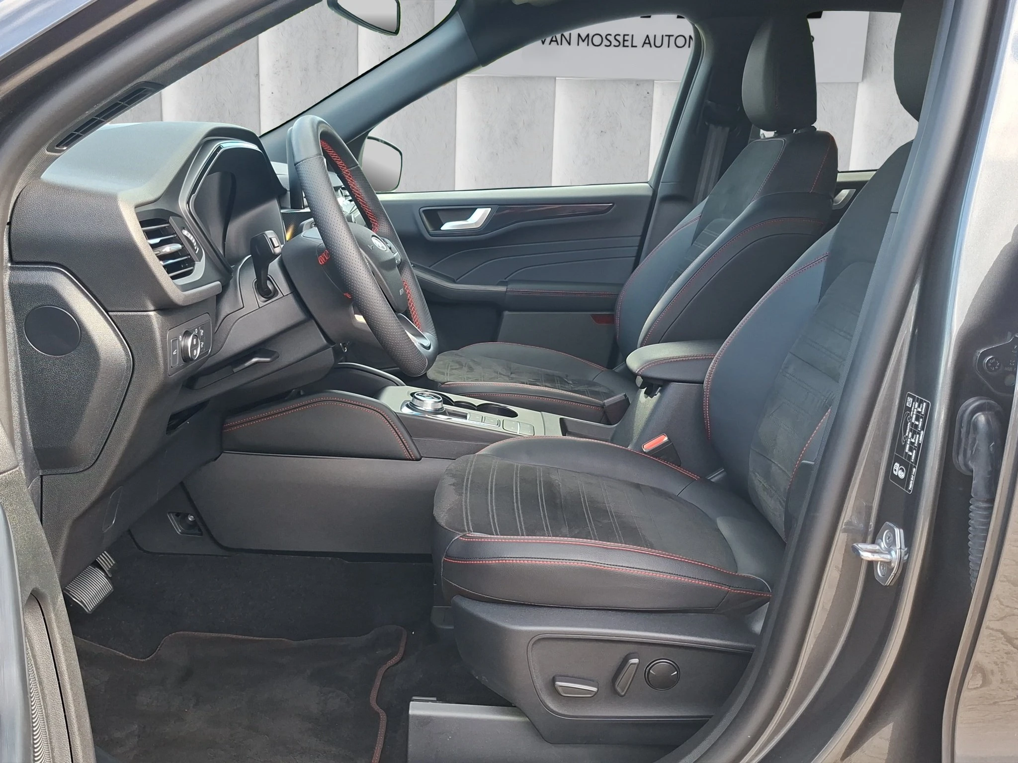 Ford-Kuga-image-9