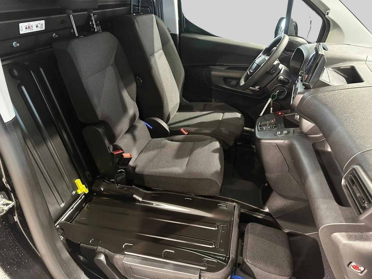 Fiat Doblò 1.5 BlueHDI 130 AT8 L1 Light