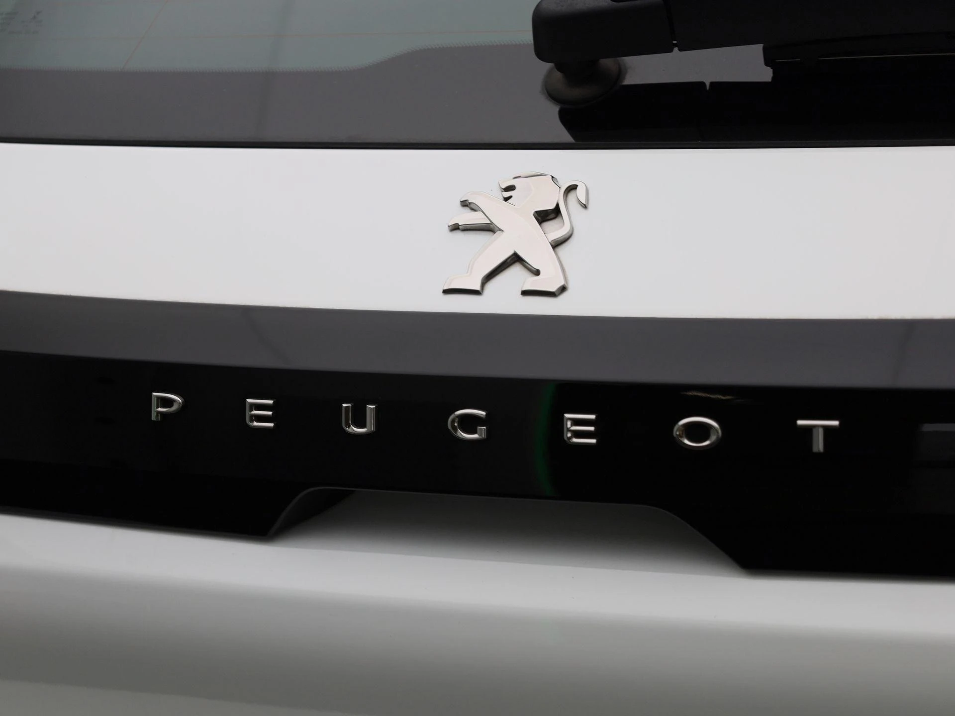 Peugeot-208-image-40