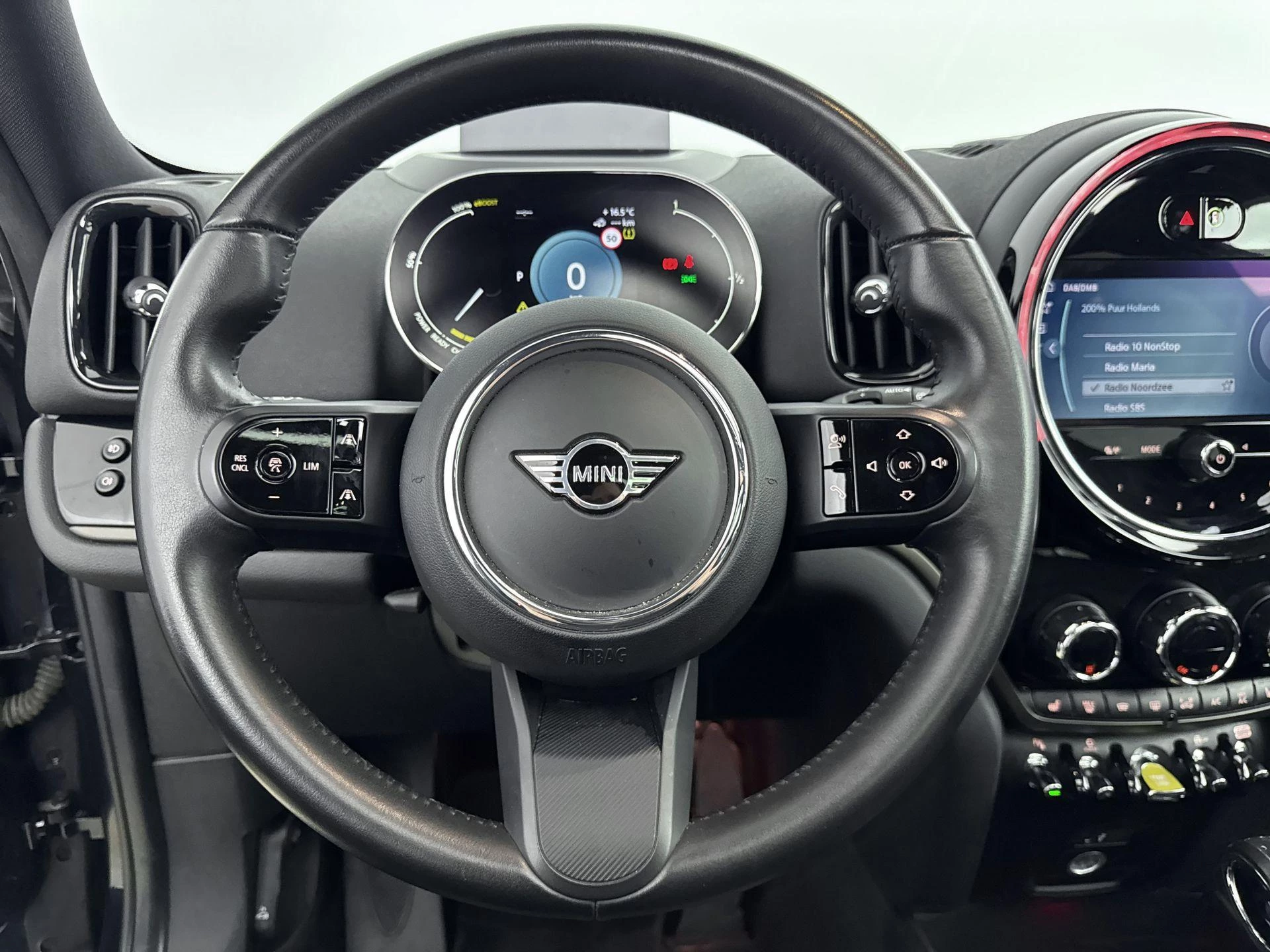 MINI-Countryman-image-26