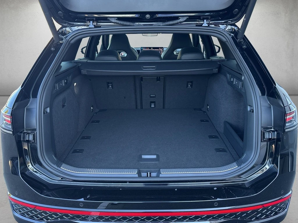 Volkswagen-Passat-image-4