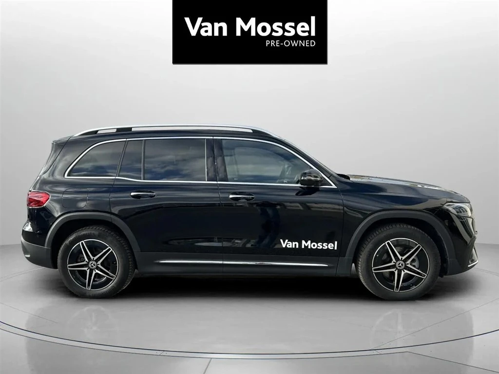 Mercedes-Benz-EQB-image-3