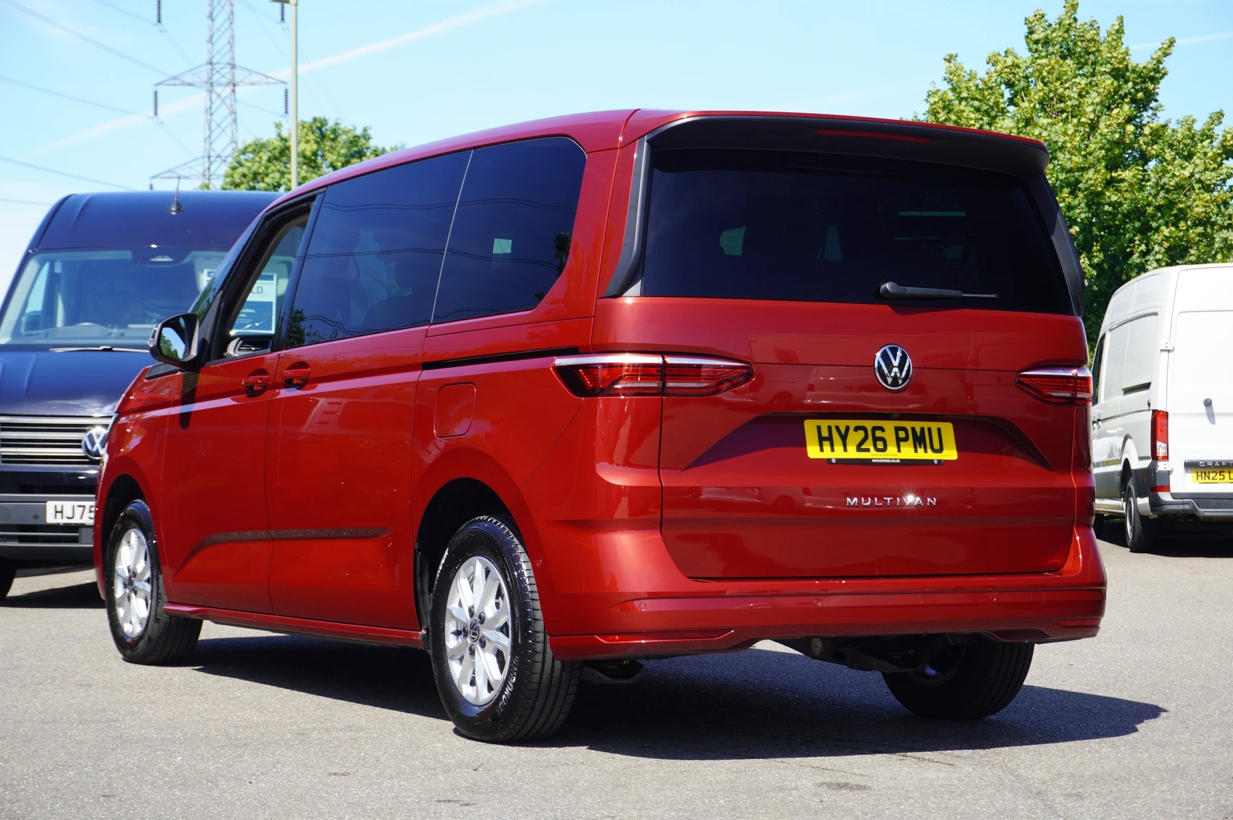 Volkswagen-Multivan-image-2