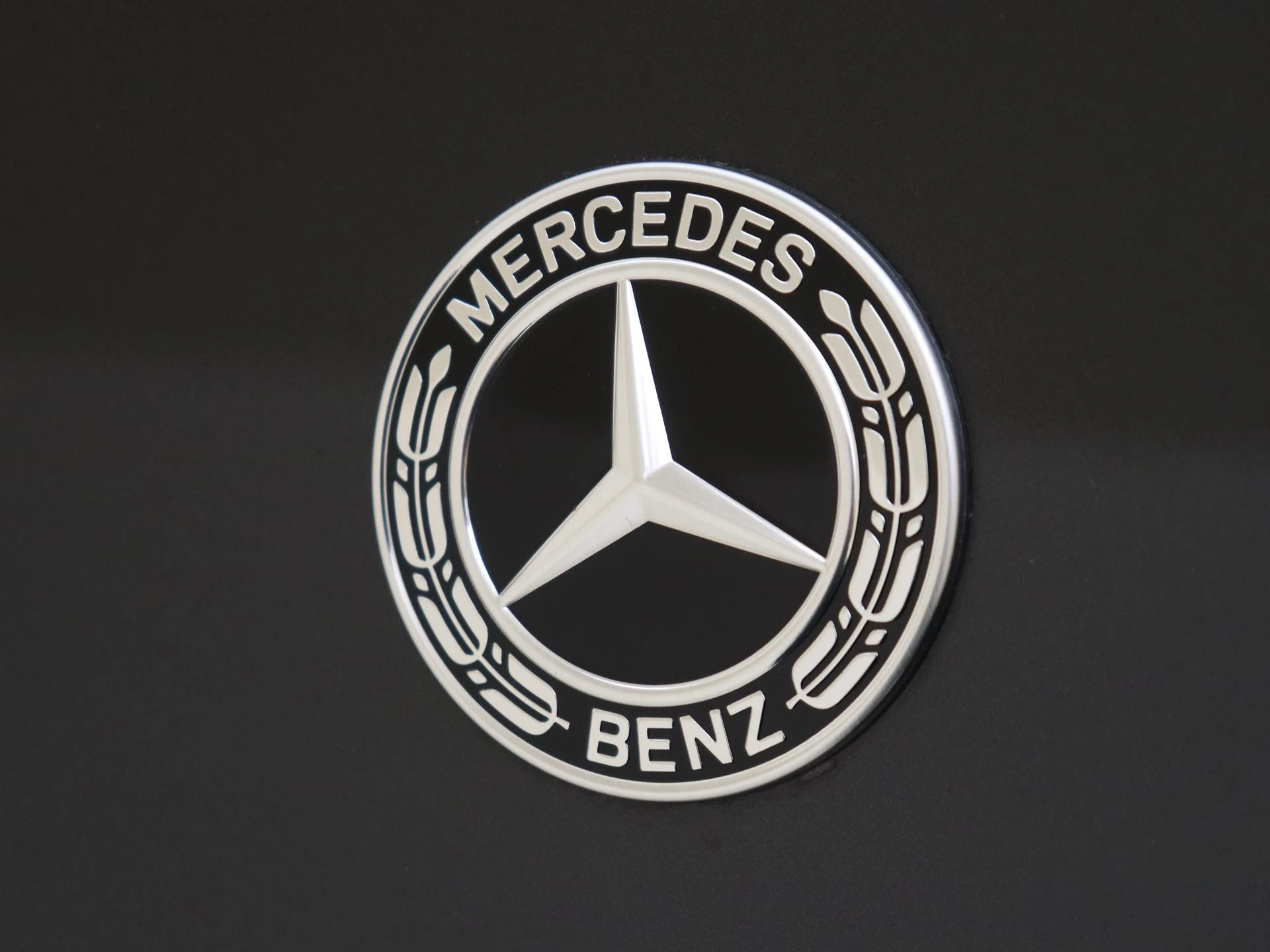 Mercedes-Benz-E-Klasse-image-28