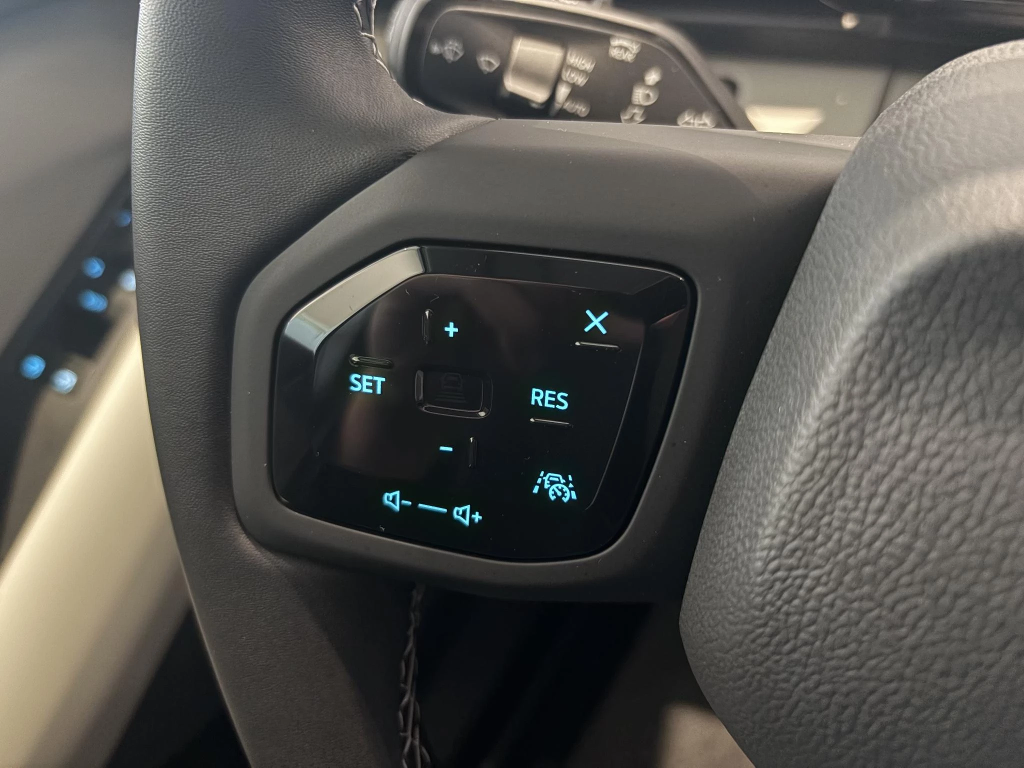 Ford-Explorer-image-13