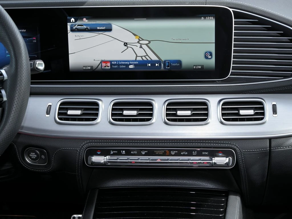 Mercedes-Benz-GLE 450 d-image-9