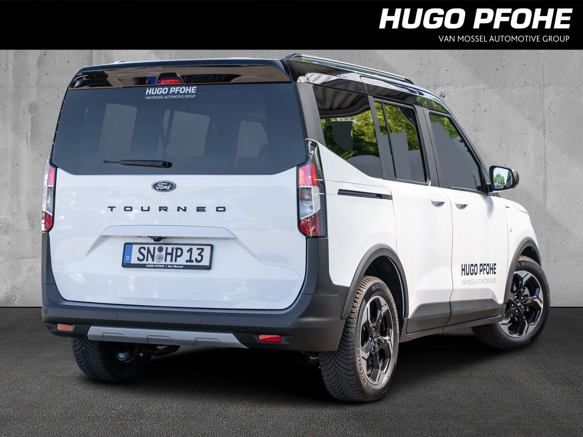 Ford-Tourneo Courier-image-1