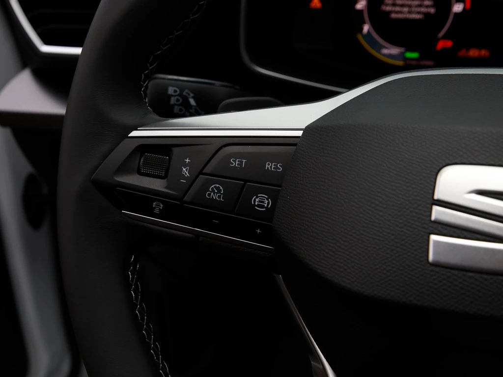 SEAT Leon Sportstourer RE 1.5eTSI 7-Gang-DSG