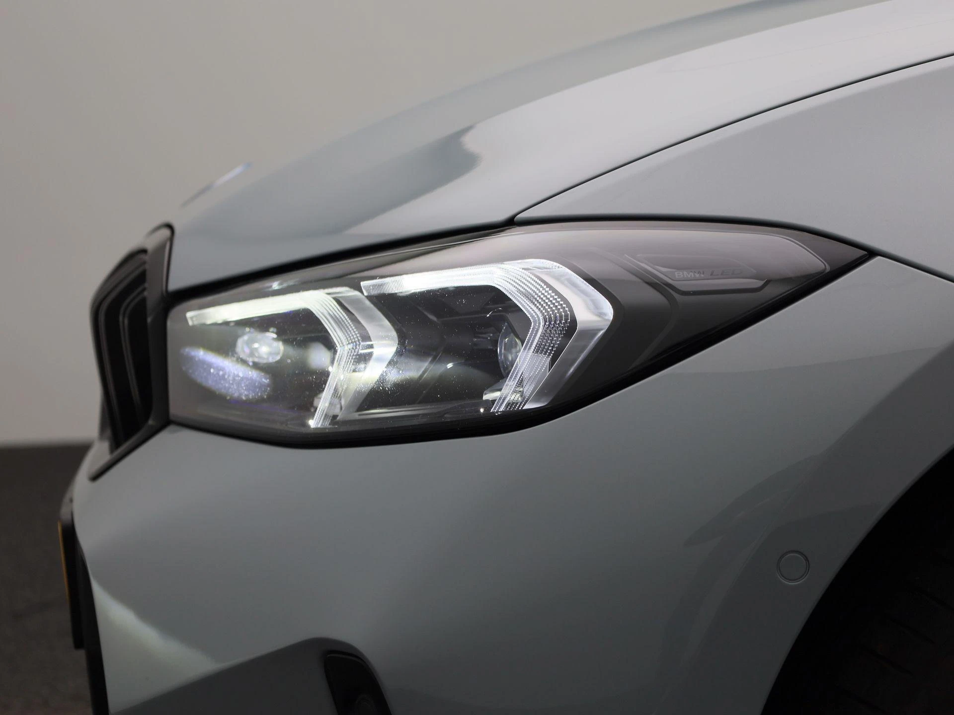 BMW-3 Serie-image-16