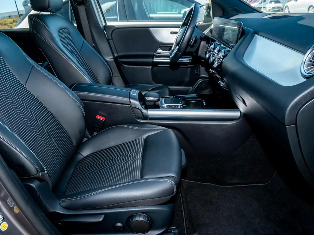 Mercedes-Benz-B-Klasse 200 d-image-11