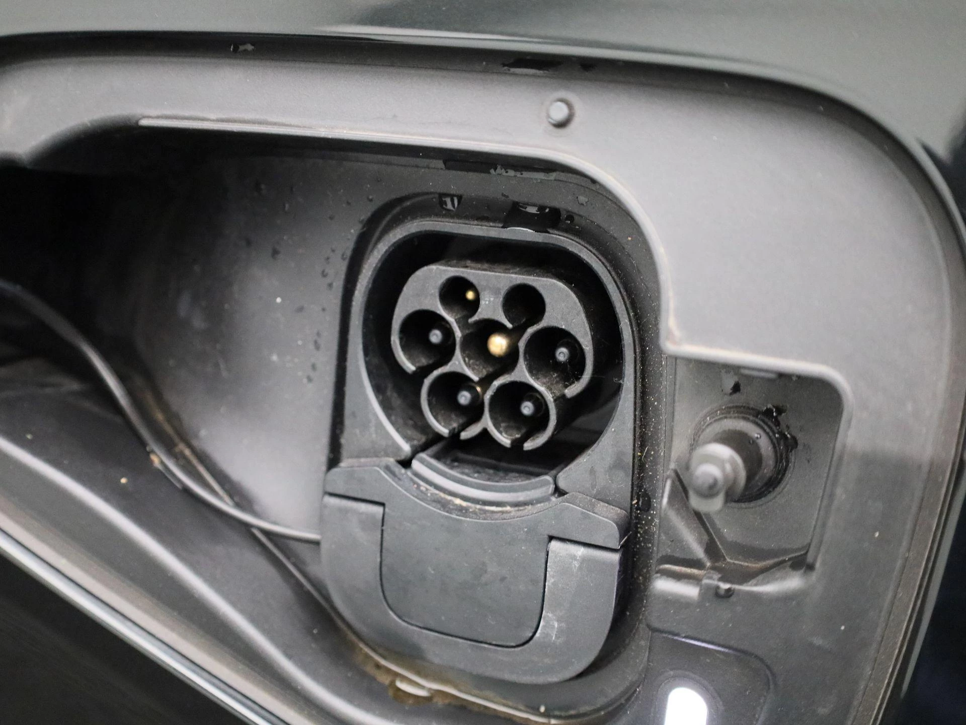 Volkswagen-Golf-image-14