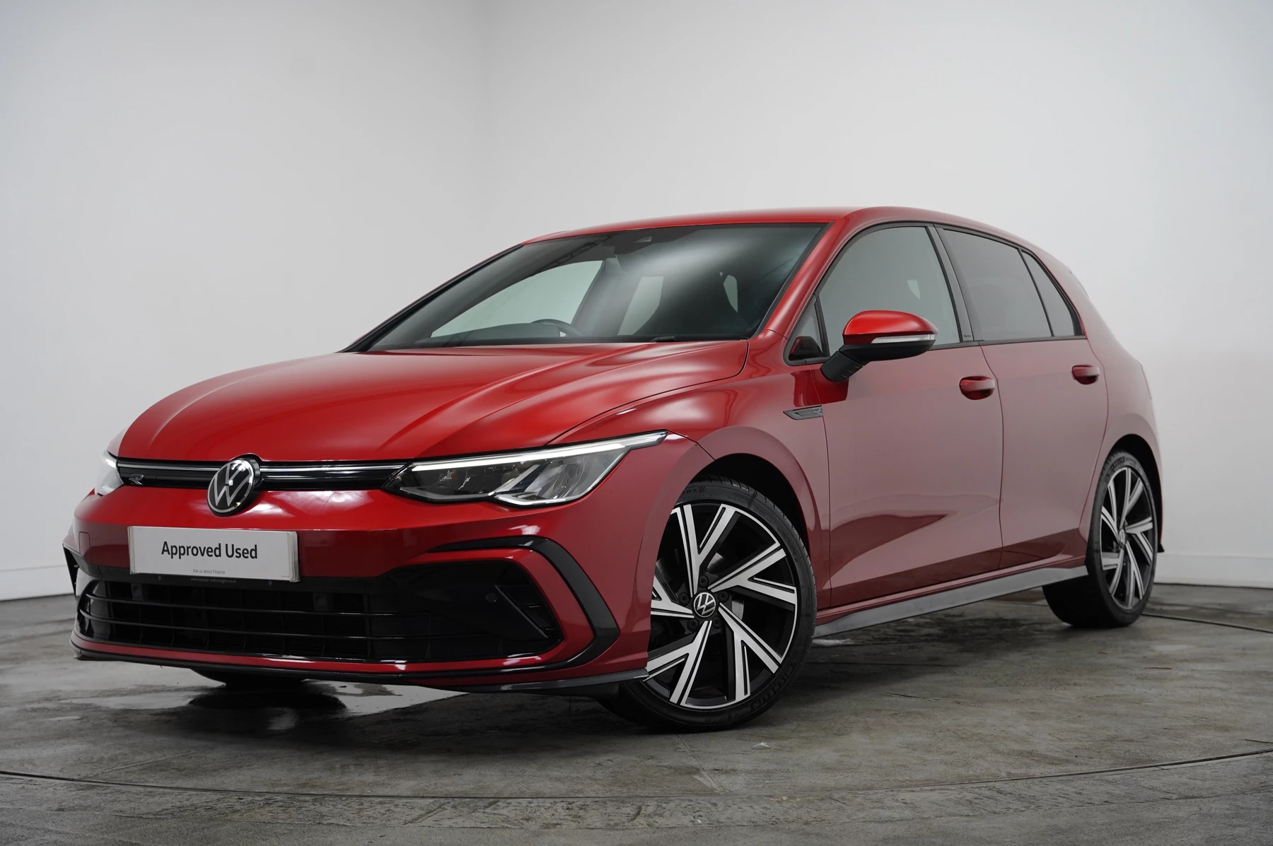 Volkswagen-Golf-image-36