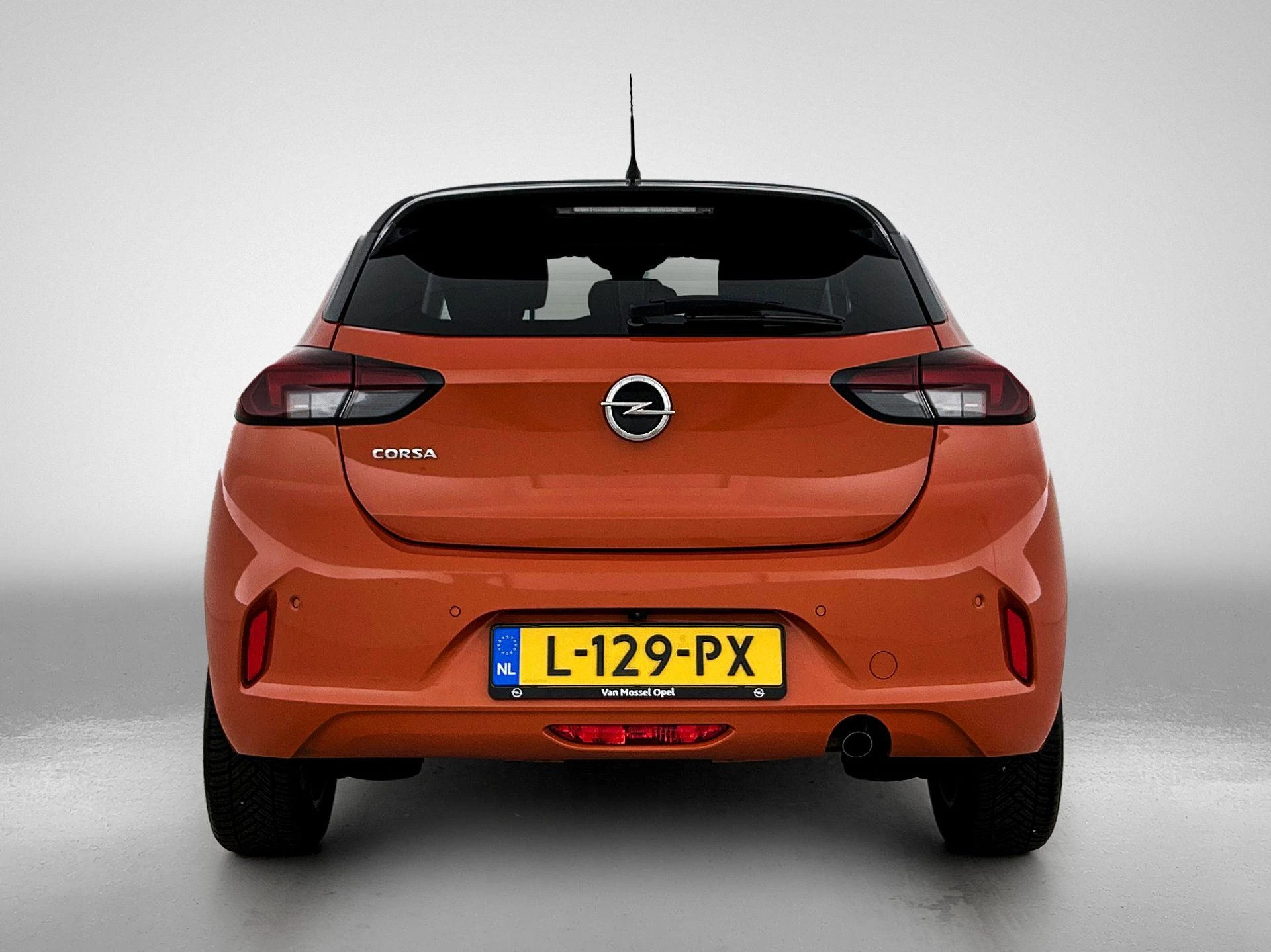 Opel-Corsa-image-2