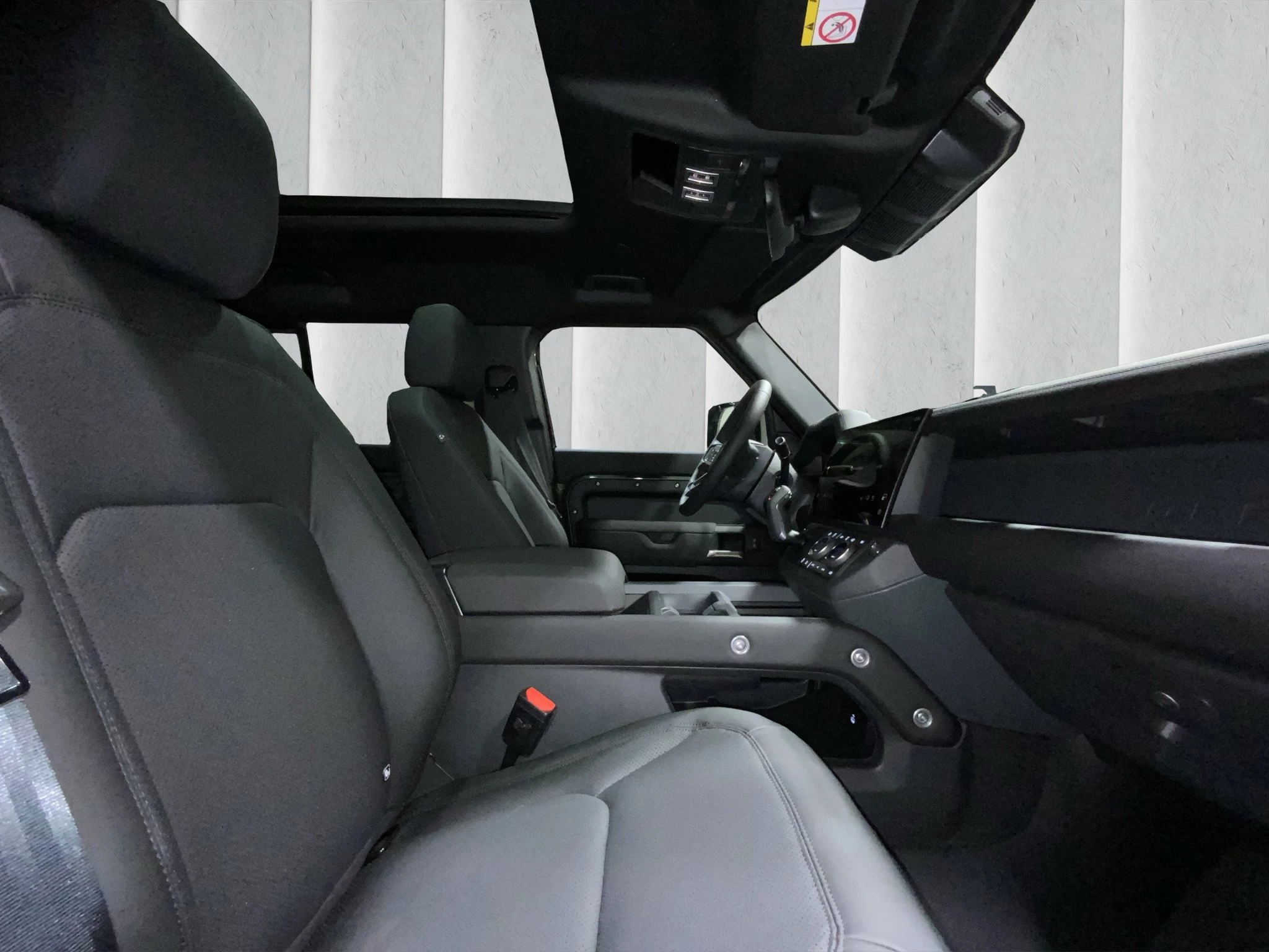 Land Rover Defender X-Dynamic SE 3.0 D250 MHEV 110