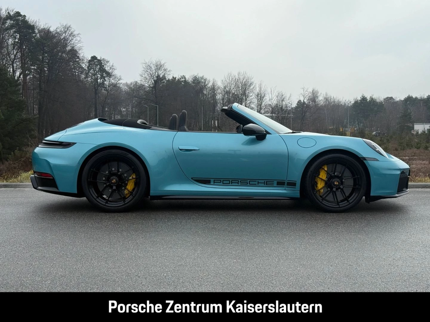 Porsche 911 992 Carrera 4 GTS Cabriolet Liftsystem-VA carrera