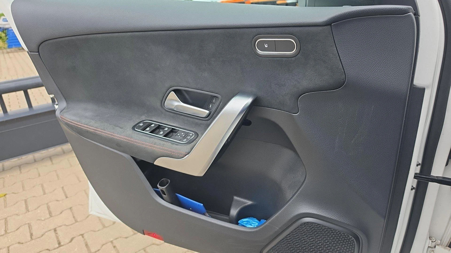 Mercedes-Benz-A-Klasse-image-15