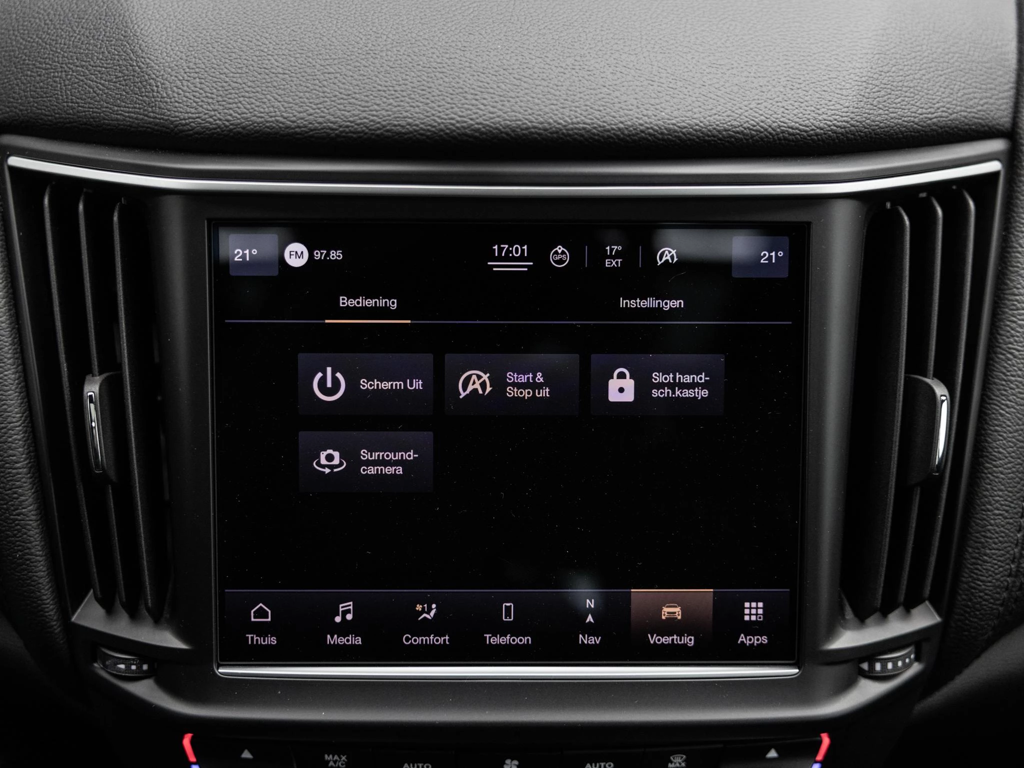 Maserati-Levante-image-49