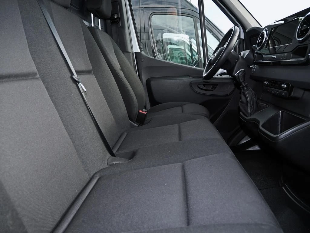 Mercedes-Benz-Sprinter 317-image-12