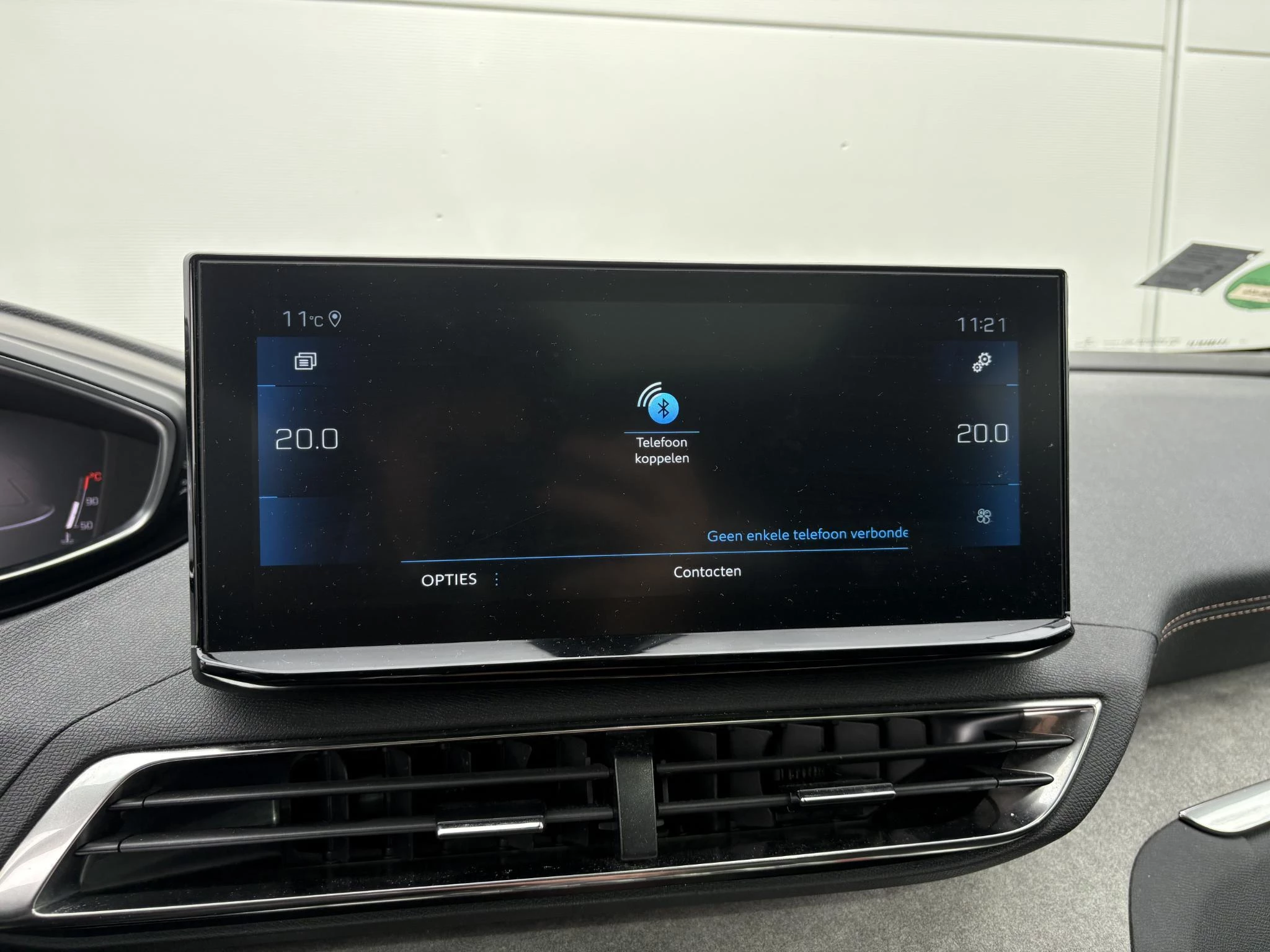 Peugeot-5008-image-18