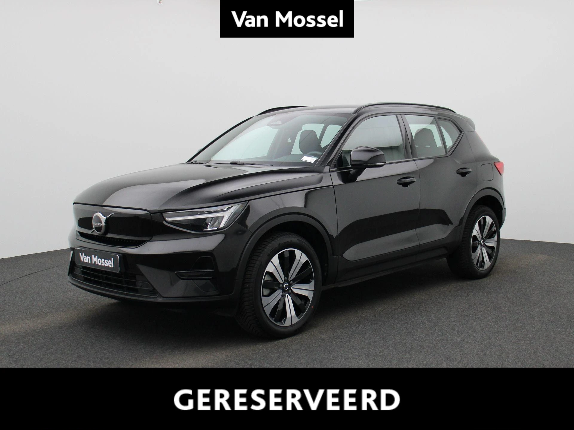 Volvo-XC40-image-0