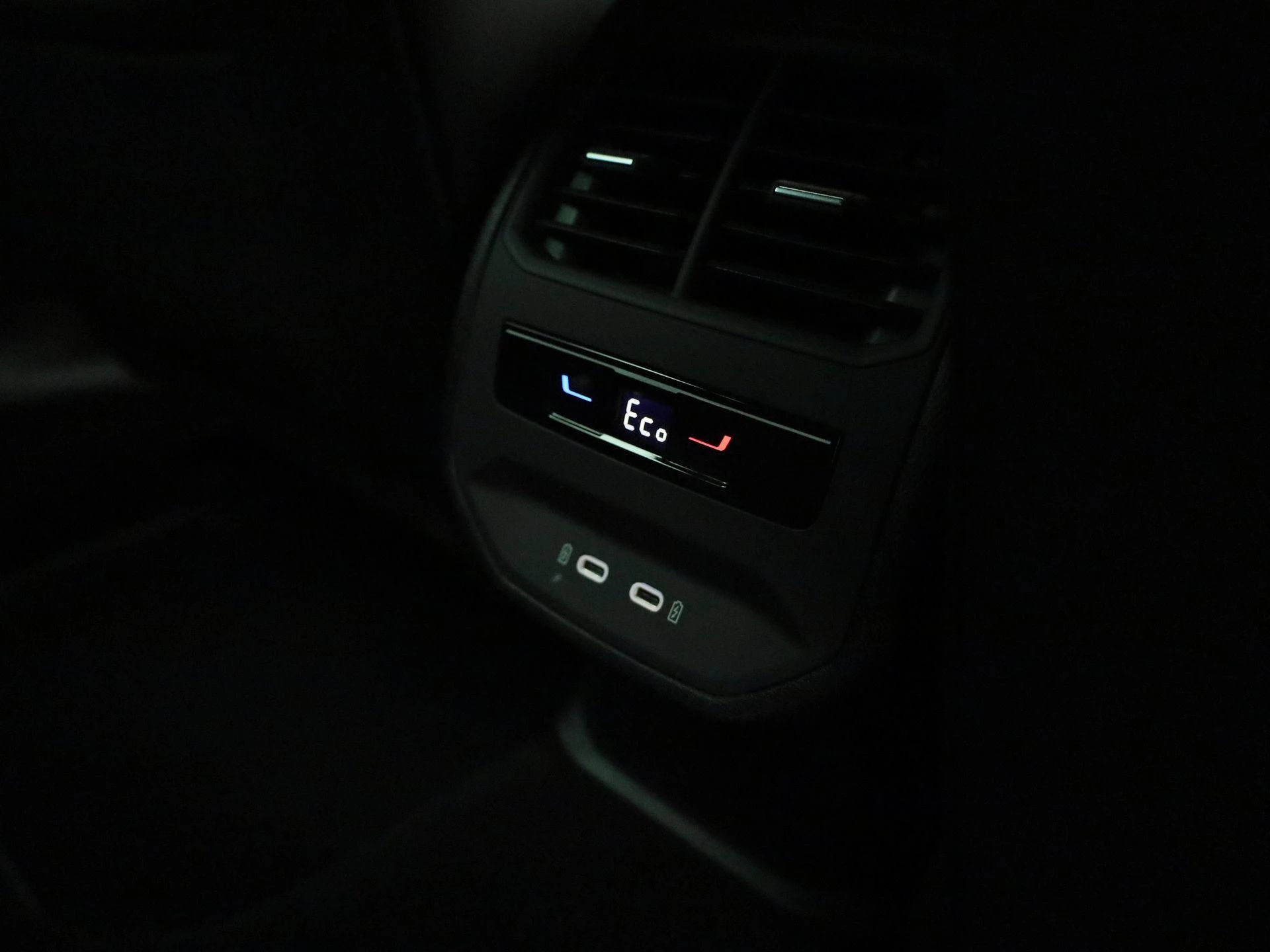 CUPRA Leon 1.4 e-Hybrid VZ Business