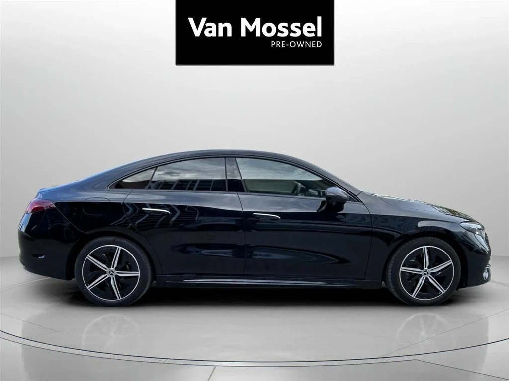Mercedes-Benz-CLA-image-3