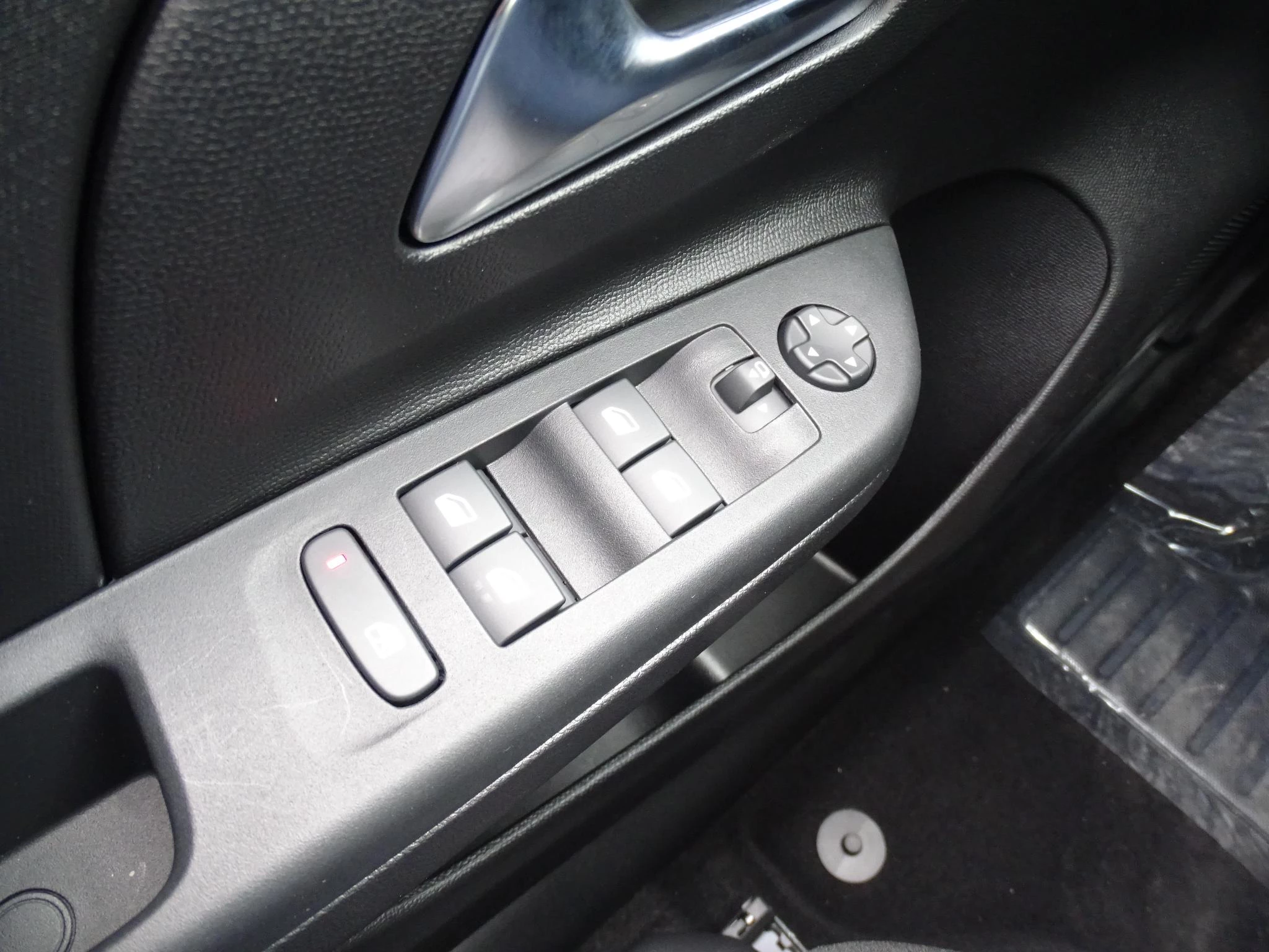 Opel Corsa 1.2 Turbo Hybrid 74kW eDTC