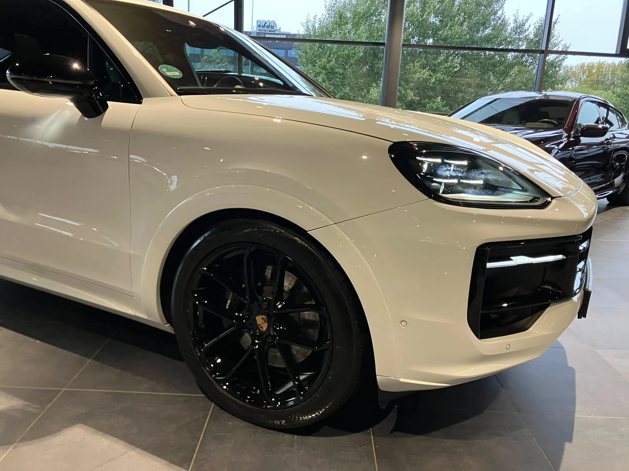 Porsche-Cayenne-image-10