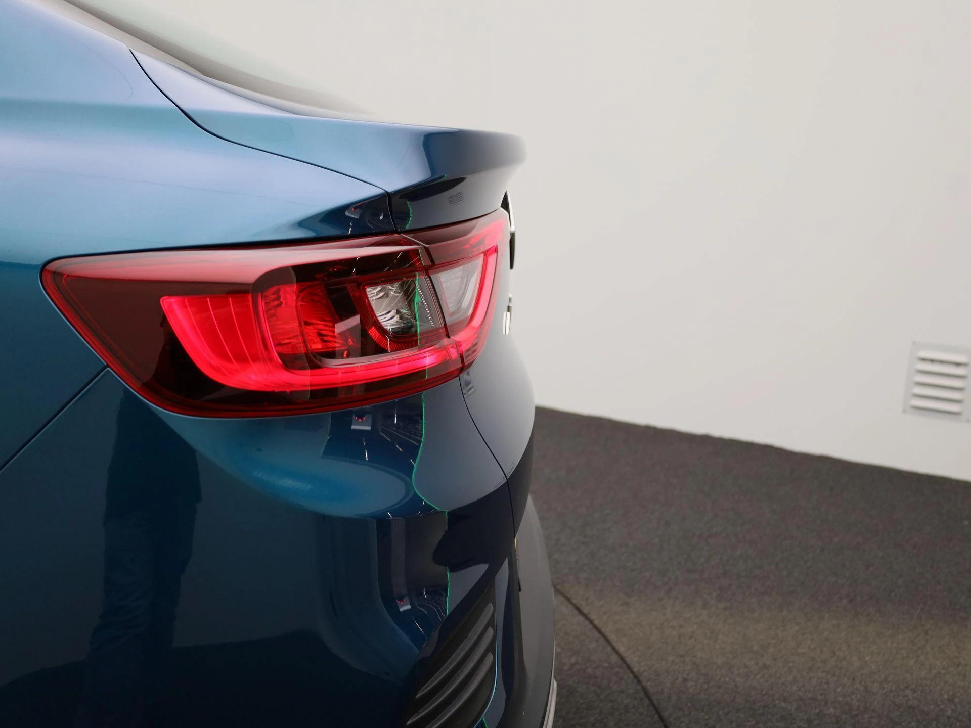 Renault-Arkana-image-38
