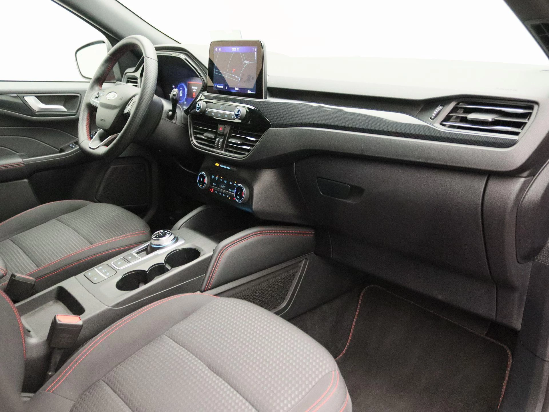 Ford-Kuga-image-25