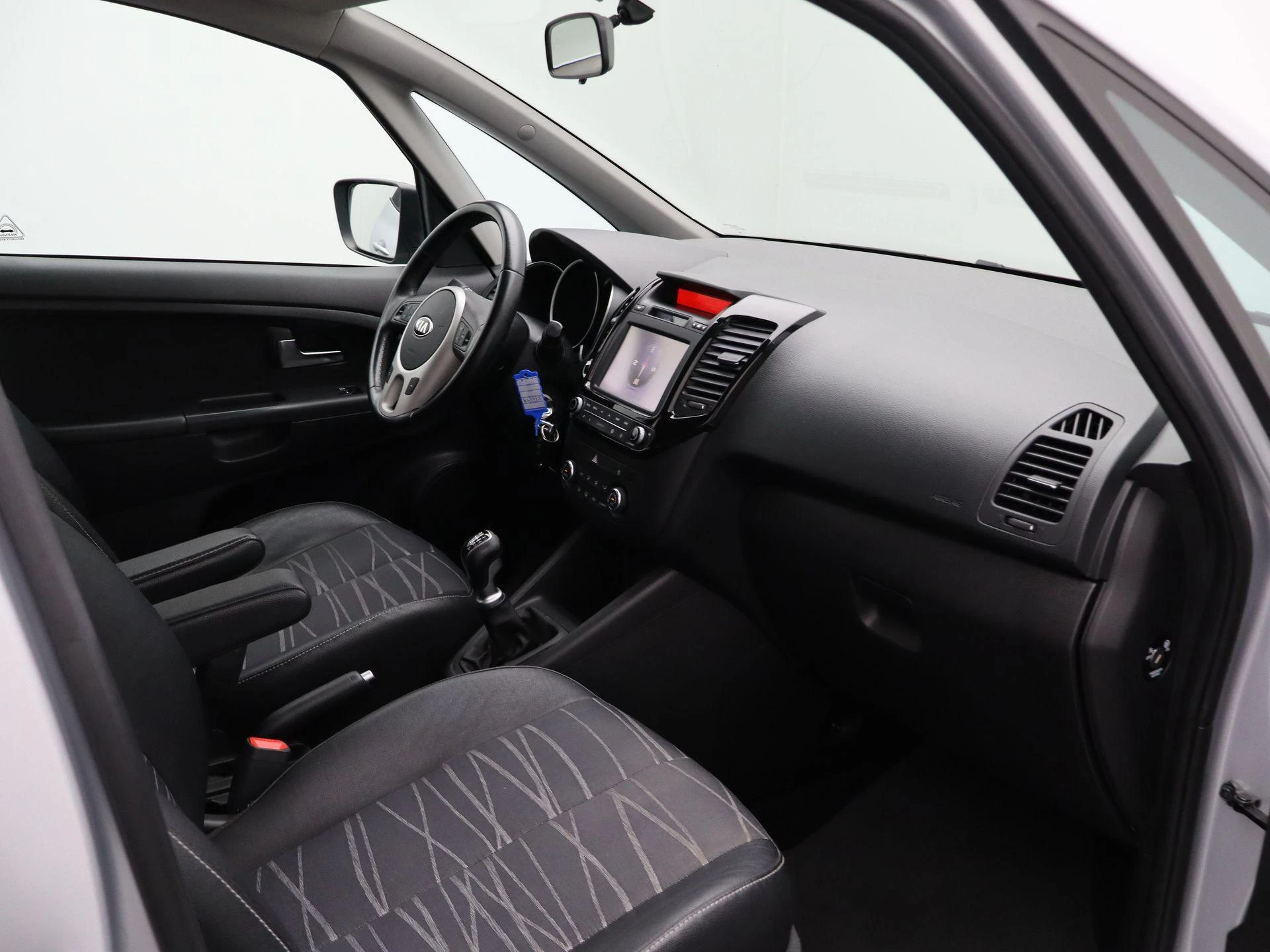Kia-Venga-image-30