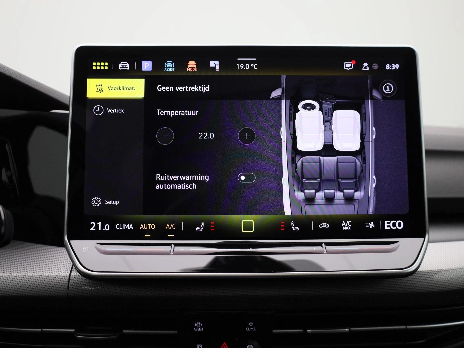Volkswagen-Golf-image-21