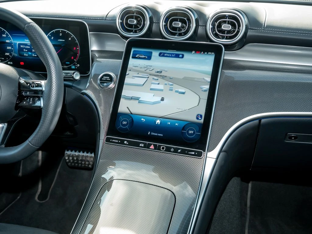 Mercedes-Benz-GLC 300 d-image-10