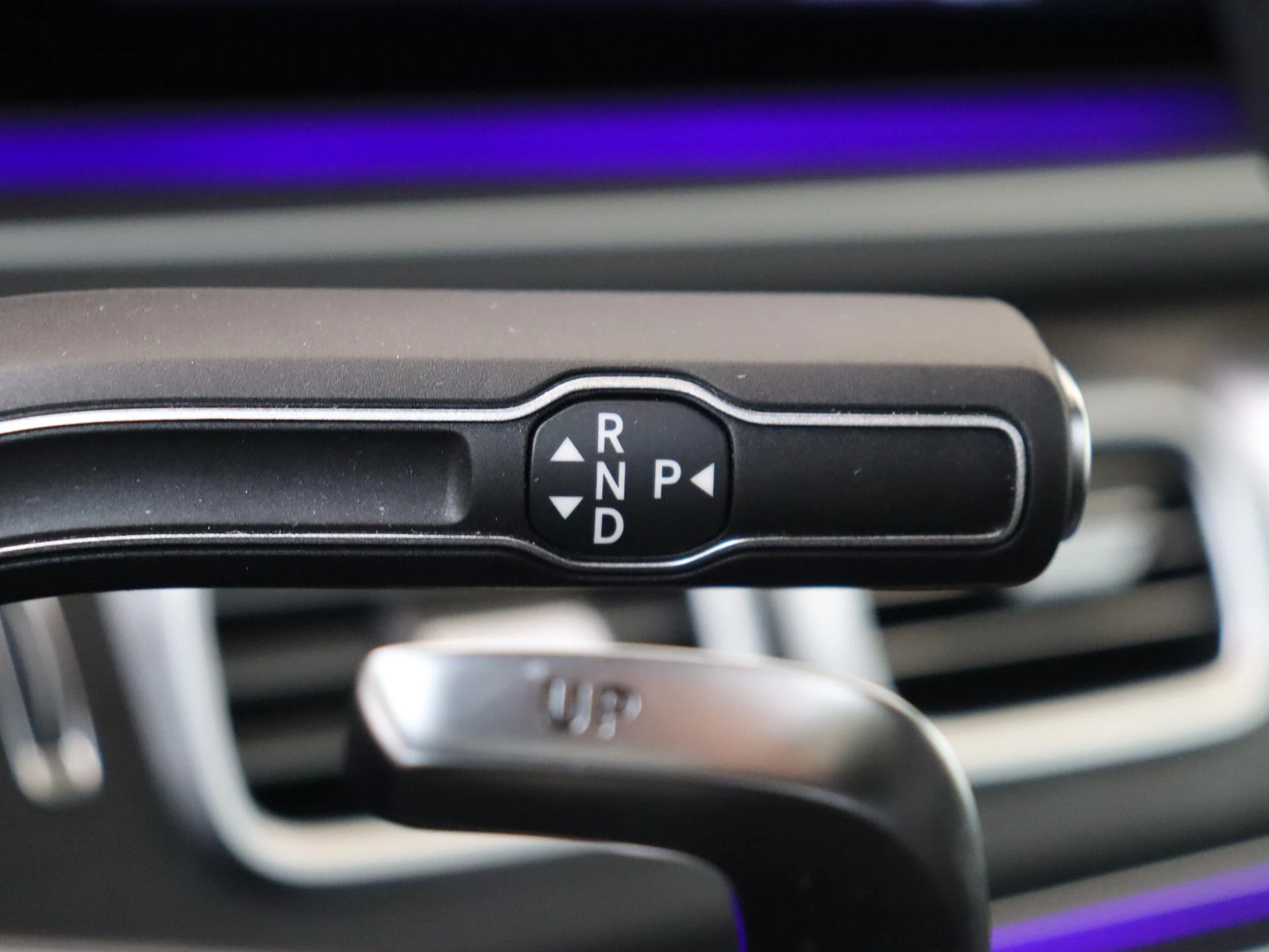 Mercedes-Benz-GLE-image-22