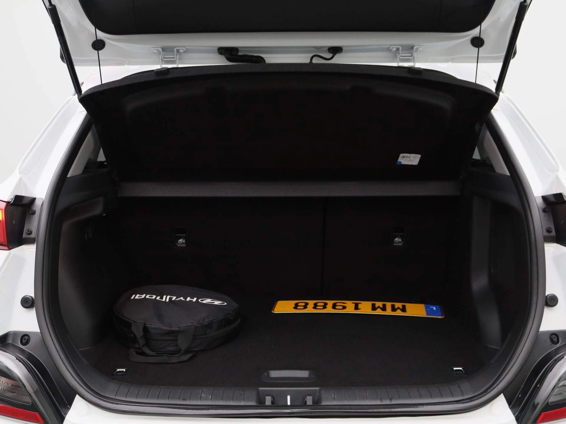 Hyundai-Kona-image-13