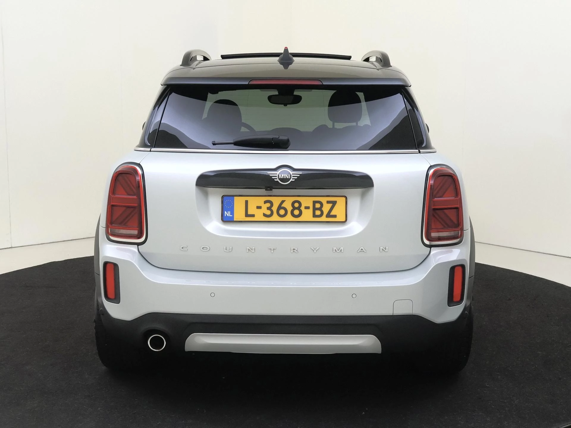 MINI-Countryman-image-6
