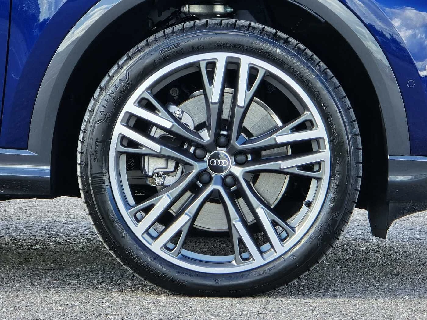 Audi-Q5-image-4