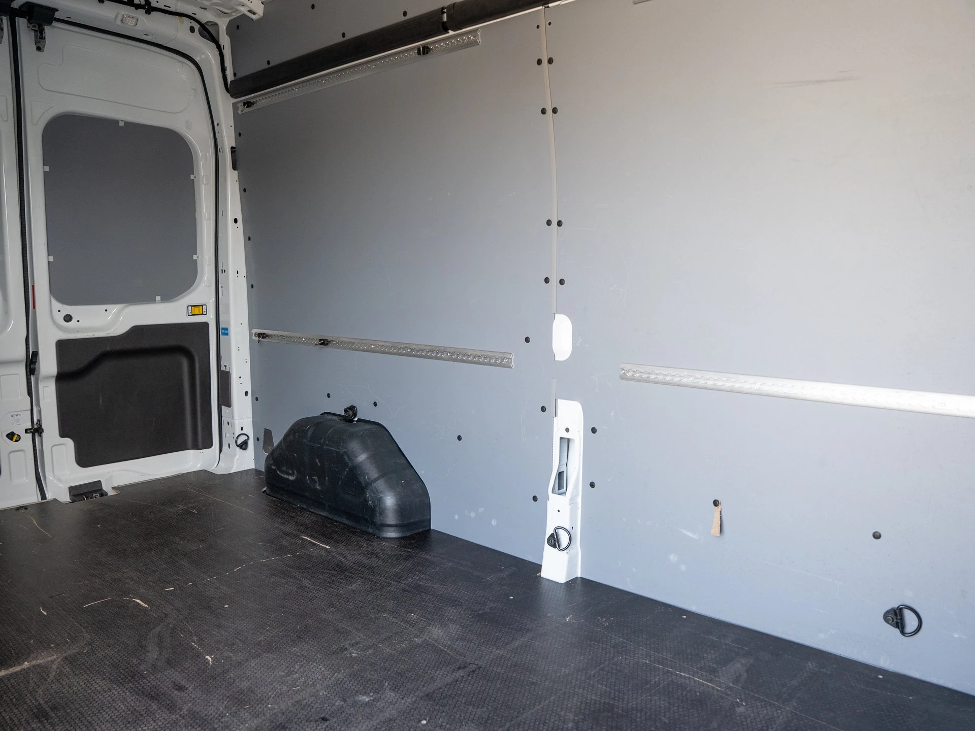 Ford-Transit-image-20