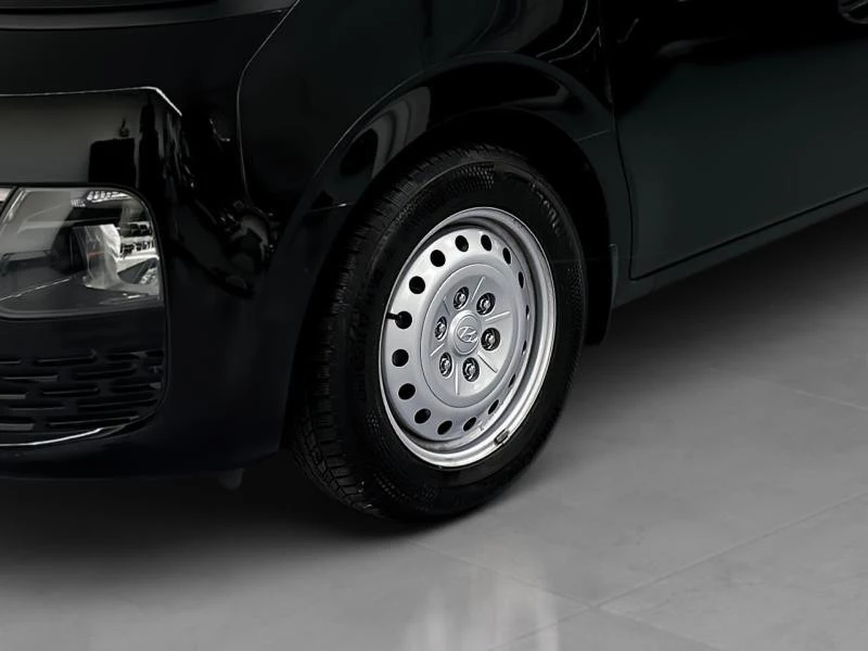 Hyundai-Staria-image-18